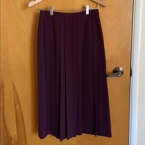 McD purple pleated skirt (made in Italy)